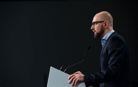 Арсеній Яценюк. Офіційна сторінка