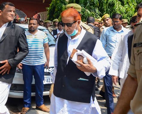 2007 Hate Speech Sc Stays Trial Court Order Directing Azam Khan To Give Voice Sample