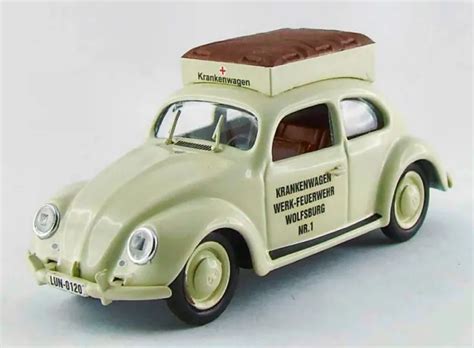 MINIATURE VOITURE RIO Auto 1 43 VW Beetle Ambulance Pompier Wolsburg