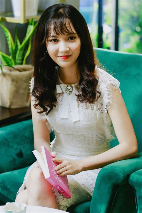 Tưởng chỉ hát bolero hay không ngờ hot girl Jang Mi đóng phim cũng ngọt không kém