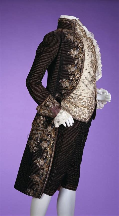 18 век | История костюма