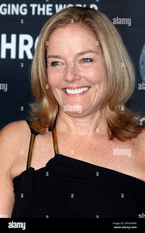 Lynn Seely At Arrivals For Ninth Annual Breakthrough Prize Ceremony