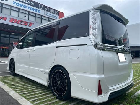 BEST写真館 トヨタ ヴォクシー ZRR G ZRR W の HOT STUFF ホットスタッフ Precious プレシャス