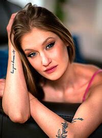 Amirah Adara And Tiffany Tatum Pleasuring Each Other In All Possible Ways Milf Fox