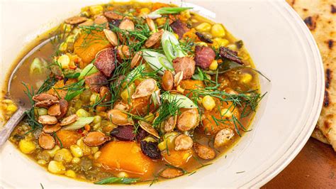 Butternut And Corn Curry Chowder With Crab And Bacon Recipe Recipe Rachael Ray Show