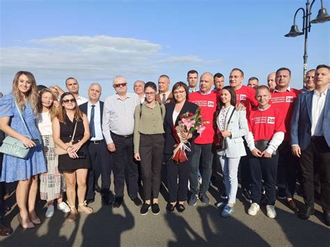На живо във Флагман.бг: БСП откри националната си кампания в Бургас