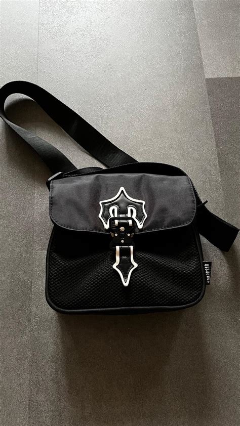 Trapstar bag in Schwarz in 1180 KG Gersthof für € 70,00 zum Verkauf ...