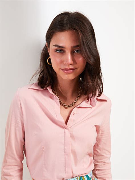 Купить рубашки для женщин в интернет-магазине - LC Waikiki