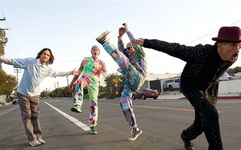 Red Hot Chili Pepperstan Yeni Şarkı Tippa My Tongue Kıyı Müzik