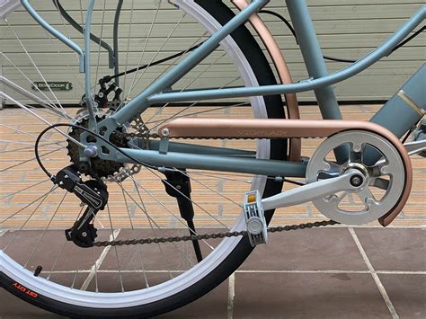 Xe đạp nữ đi học có những mẫu nào đang hot trên thị trường