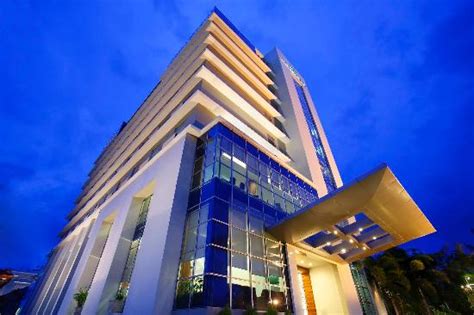 Hotel Santika Makassar Makassar Indonesië Foto S Reviews En Prijsvergelijking Tripadvisor