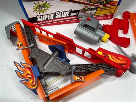 Hot Wheels Trick Tracks Super Slide Stunt Estatesales Org