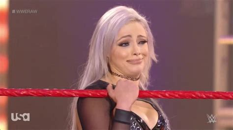 WWE – CHARLOTTE FLAIR vs LIV MORGAN 05/04/2020 – HawtCelebs