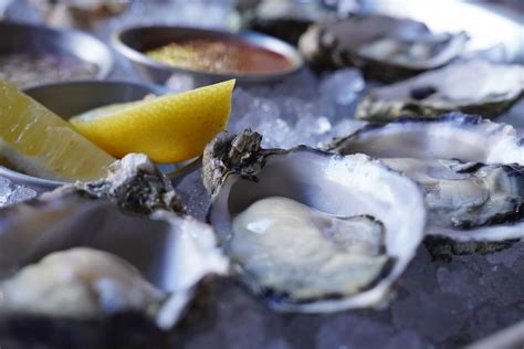 Dining Tidal Oysters A Seattle Collection Flickr