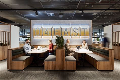 How the commonwealth bank south eveleigh specialist centre works 32