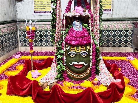 The Flood Of Faith In Baijnath Temple The Attractive Makeup Of Mahadev