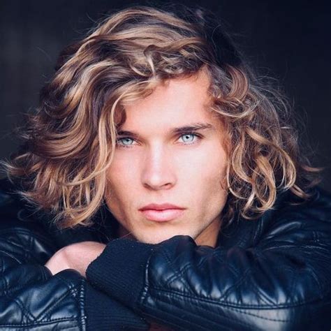 Hot Dudes Good Mood On Twitter RT Neil Portrait For Today