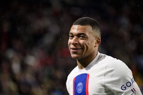 Real Madrid prepared to spend up to €130 million on French superstar