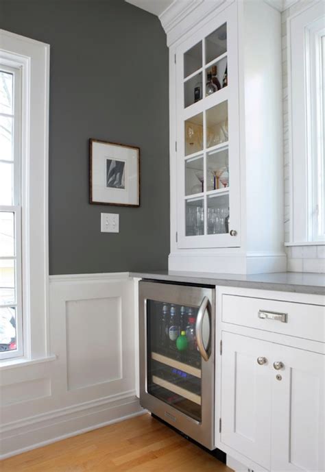 Benjamin Moore Charcoal Gray Paint