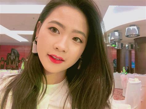 Nhan sắc của hot girl bình luận World Cup nhận nhiều lời khen nhất