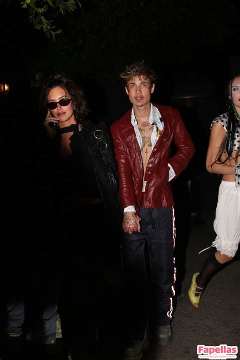 Anastasia Karanikolaou Aka Stassiebaby Aka Staskaranikolaou Nude Leaks Fapellas