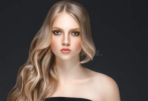 1 993 Nude Woman Long Blonde Hair Stock Photos Free Royalty Free Stock Photos From Dreamstime