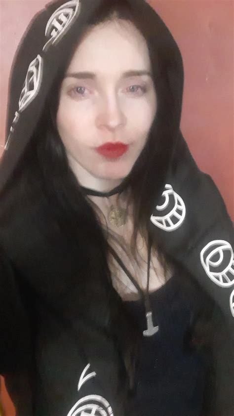 Sorceress Nude Pics Xhamster