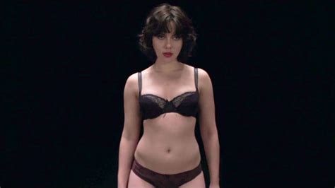Here Are Clearer Stills Of A Nude Scarlett Johansson In Under The Skin The Blemish