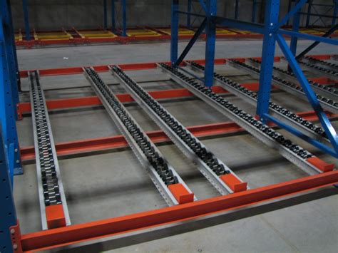 Pallet Flow Racking Systems | Valley Industrial Trucks