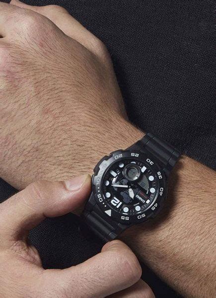 CASIO AEQ-100W-1AV - Sat Trade