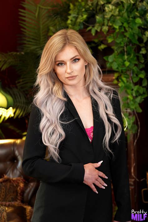 Hyley Winters Teases The Camera With Her Tight Pussy Before Getting Laid Photos Nathan Bronson