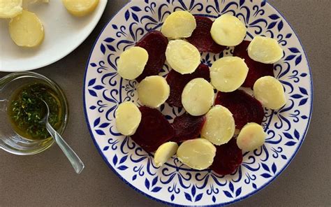 Insalata Di Patate E Barbabietole La Ricetta Del Contorno Facile E Veloce