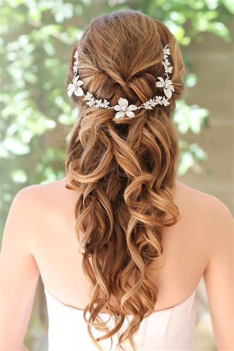 Idées De Belles Coiffures De Mariage Pour Les Cheveux Bouclés Style