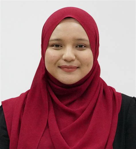 executive officer  pe