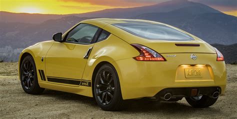 Nissan Z Coupe Heritage Edition Revealed For Ny Nissan Z