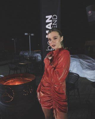 Turkish Model Actress Melisa Dongel Porn Pictures XXX Photos Sex