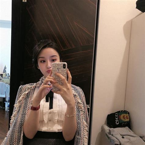 Nữ thần ảnh thẻ đẹp hút hồn tưởng là hot girl hóa ra gái xinh vô danh