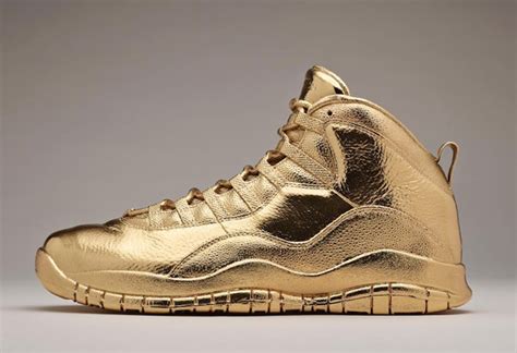 超酷炫！奥尼尔之子上脚 OVO x Air Jordan 10 龙珠定制配色 球鞋资讯 FLIGHTCLUB中文站|SNEAKER球鞋资讯第一站