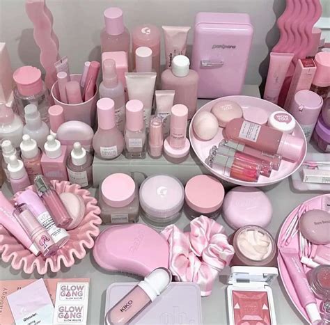 [100+] Makeup Aesthetic Wallpapers | Wallpapers.com