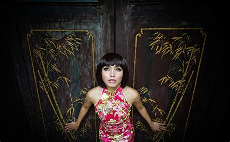 Wanita Asia Mata Biru Brunette Gadis Model Kostum Tradisional Wanita Wallpaper HD