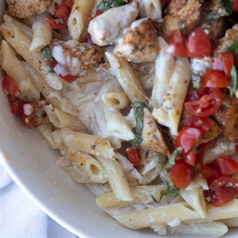 Copycat Applebee S Three Cheese Chicken Penne Recipe Chicken Penne