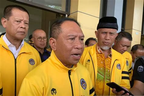 Menpora Dorong Kompetisi Sepakbola Nasional Bergulir Kembali Klik Times