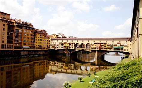 Ponte Vecchio Bridge - Facts and History of Italian Old Bridge