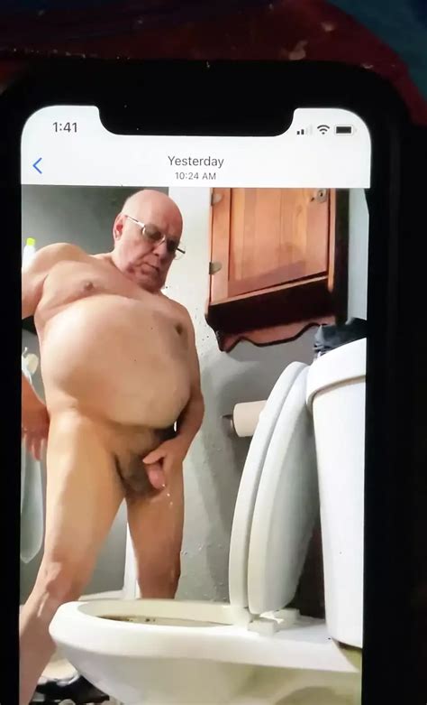 Grandpa Pissing Gay Voyeur Voyeur Porn Feat Piggy XHamster