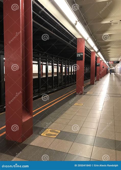 Commuters at court square 23rd street react to new renovations 37