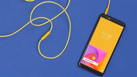 «Яндекс.Телефон» – фото, характеристики и цена смартфона | GQ Россия