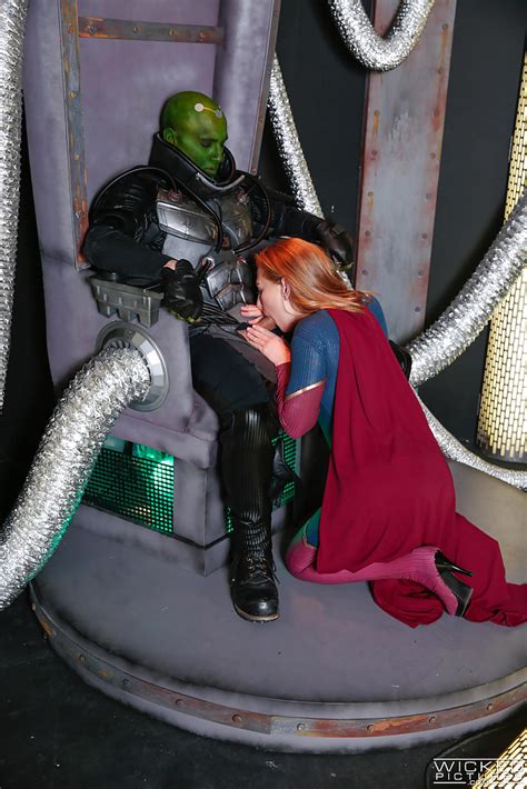 Pornstar Carter Cruise Getting Fucked By Alien In Crotchless Cosplay Outfit Porn Pictures XXX