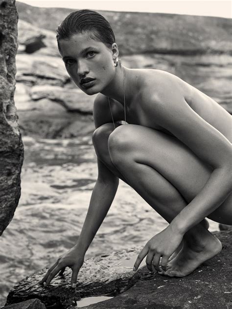 Julia Van Os Nude By Alexandra Nataf VoyeurFlash