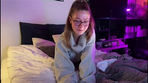 Cute Bedtime Live Cam Show Cute Bedtime Nude Videos And Photos Free MyHotCams