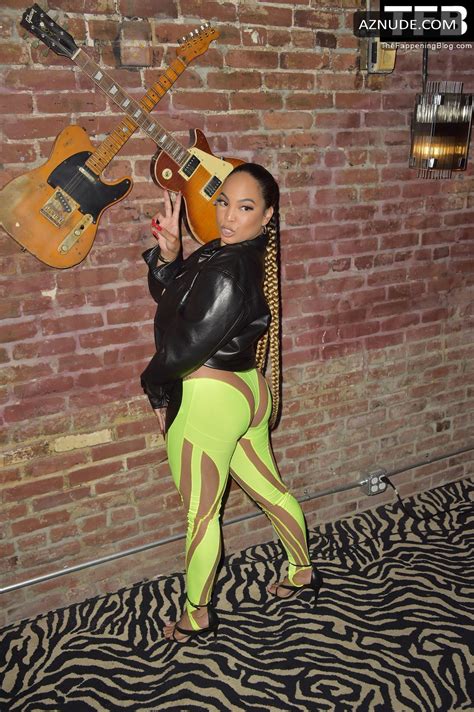 ALIYA JANELL Nude AZNude